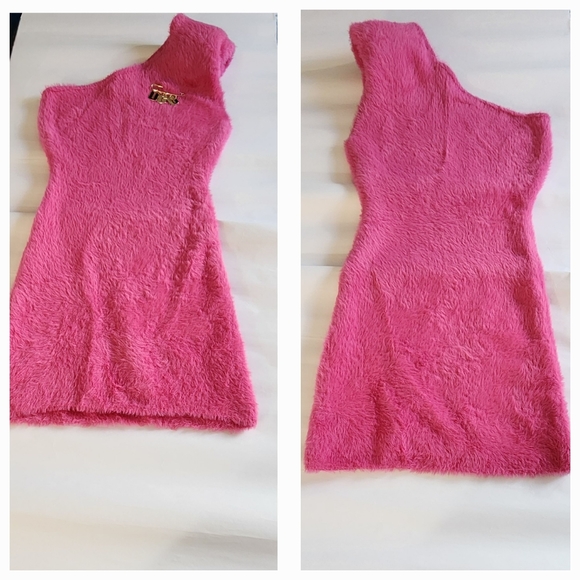 Brand new UGG size small dress - Picture 1 of 10